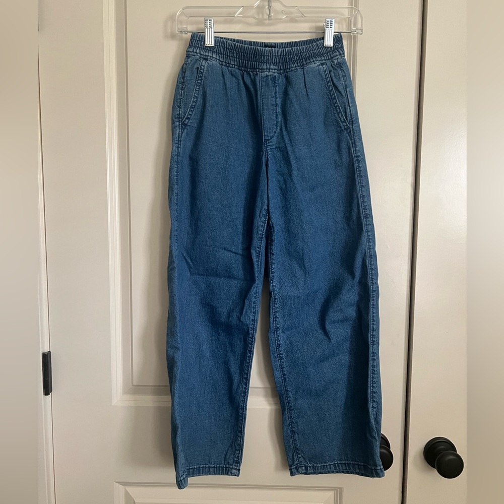 dark wash, wide leg Gap kids jeans, size L, elastic waist, no flaws
